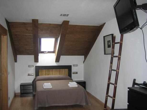 Apartamentos Puerta De Ordesa Laspuna Exterior photo